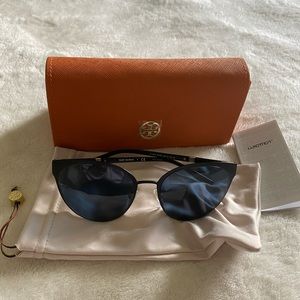 Tory Burch TY6058 sunglasses in black/navy